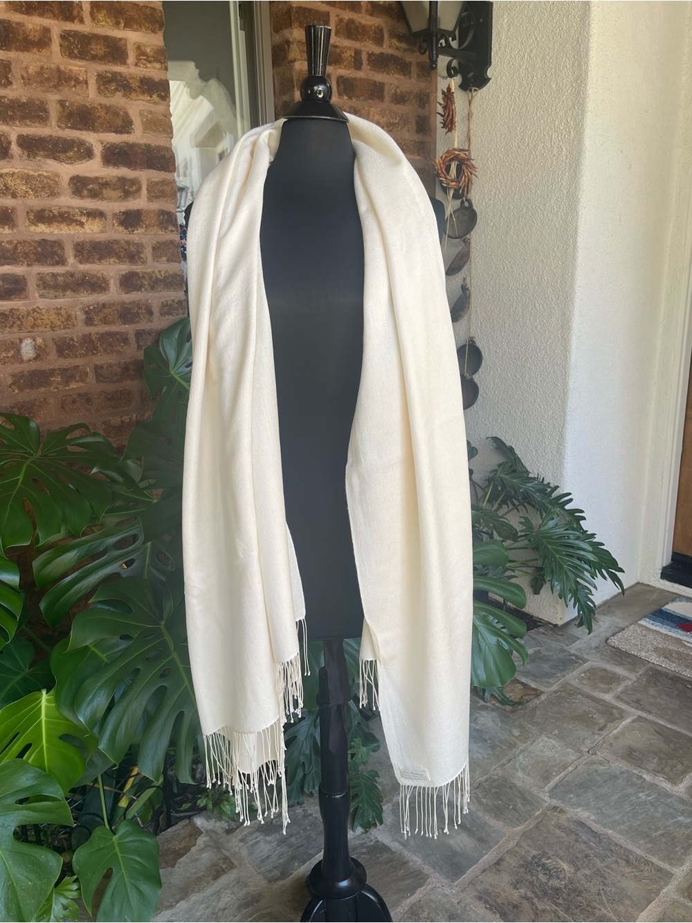 Ivory Pashmina Wrap with Fringe - Picture 3 of 5